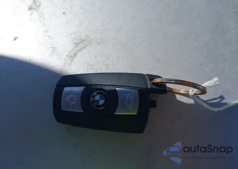 2011 BMW 328I z USA, uszkodzony, nr VIN WBADW7C5XBE543861